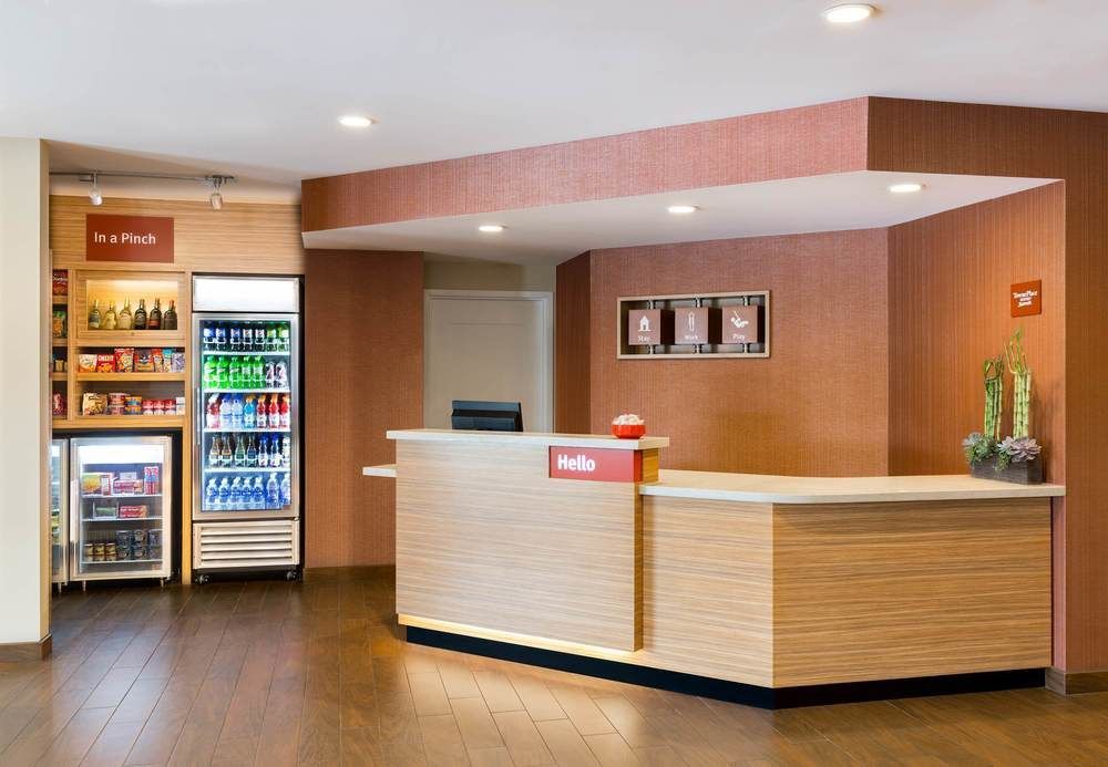 Towneplace Suites By Marriott Kansas City Airport Exteriör bild